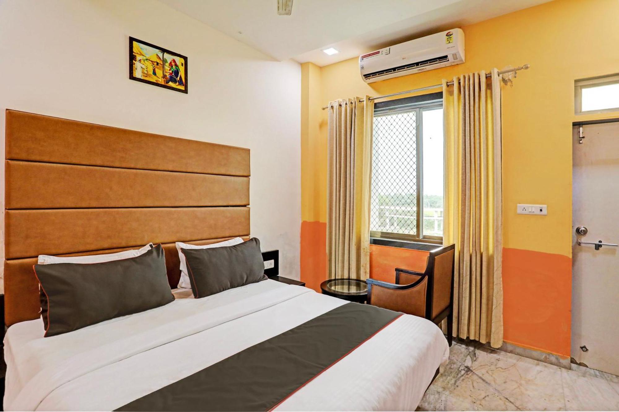 Collection O The Galaxy Resort Nathdwara Bagian luar foto